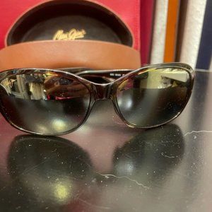 MAUI JIM SUNGLASS
